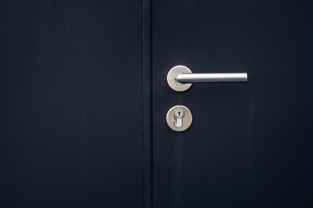 Close up keys lock in black door colorの写真素材