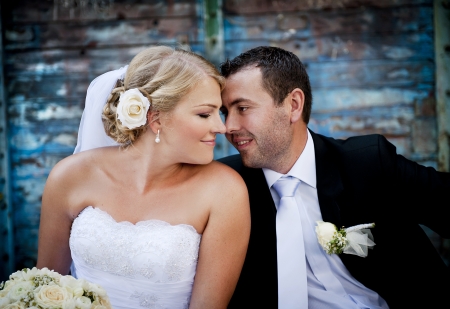Bride and groom outdoor wedding portraits の写真素材