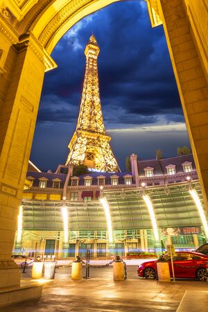 Las Vegas, USA - May 24 2018: View of the Paris Effel Tower at dusk, The Strip, Las Vegas Boulevard, Las Vegas, Nevada, USA, North Americavのeditorial素材