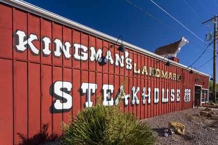 Kingsman, USA - MAY 26, 2018: Mural on Route 66, Kingman, Arizona United States of America North Americaのeditorial素材