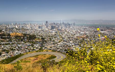 View of San Francisco skyline from Twin Peaks Park, San Francisco, California, USA, North Americaの写真素材