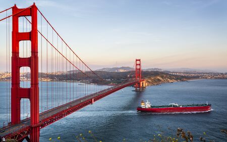 View of Golden Gate Bridge from Golden Gate Bridge Vista Point at sunset, San Francisco, California, USA, North Americaの写真素材