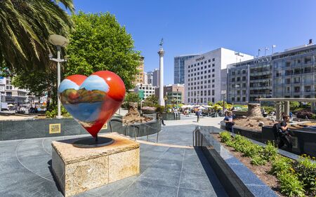 San Francisco, USA - June 8 2018: View of buildings and visitors in Union Square, San Francisco, California, USA, North Americaのeditorial素材