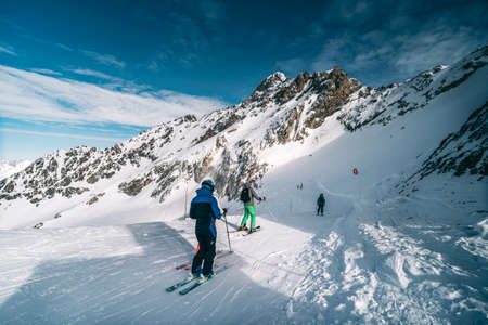 Skier going down the slope at La Plagne ski resort, French Alps, Tarentaise, France, Europeのeditorial素材