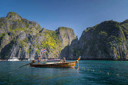 Phi Phi, Thailand - December 25th 2019: Maya Bay 'The Beach' with long-tail boats and tourists, Phi Phi Lay Island, Krabi Province, Thailand, Southeast Asia, Asiaのeditorial素材