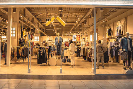 UKRAINE, KHERSON - September 25, 2021: Clothing store. Shopping center. Mannequinsのeditorial素材