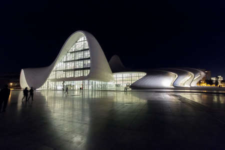 Azerbaijan, Baku, the modern city center. Heydar Aliyev Center, cultural and historical.のeditorial素材