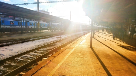 BRNO, CZECH REPUBLIC - 19TH JANUARY 2018 - People are waiting on their trains during rush hour in Brno Main Railway Station in Brno, Czech Republic.のeditorial素材