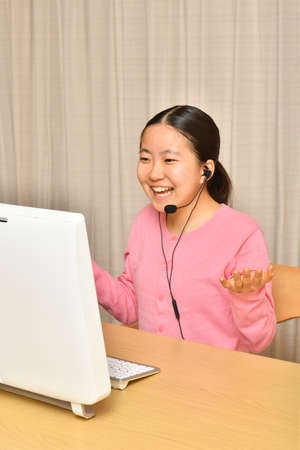 Japanese girl doing a remote workの写真素材