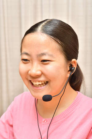 Japanese girl doing a remote workの写真素材