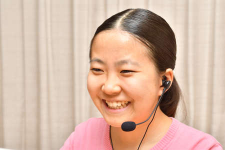 Japanese girl doing a remote workの写真素材