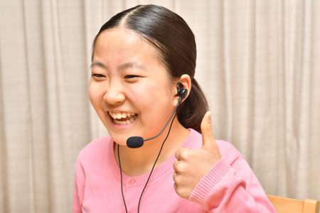 Japanese girl doing a remote workの写真素材