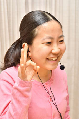 Japanese girl doing a remote workの写真素材