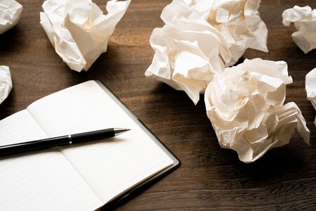 An image where you can't think of an idea-paper trashの写真素材