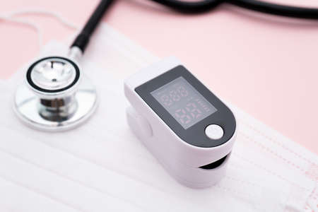blood oxygen level.pulse oximeter.の写真素材
