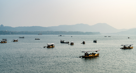 West Lake Hangzhou white dike sceneryのeditorial素材