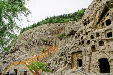 Longmen Grottoes at Luoyang, Henan.のeditorial素材