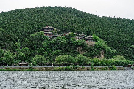 Longmen Grottoes at Luoyang, Henan.のeditorial素材