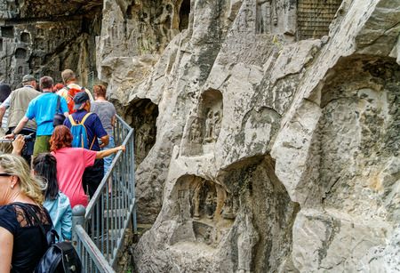 Longmen Grottoes at Luoyang, Henan.のeditorial素材