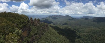 Landscape of the Three Sisters in the Blue Mountainsの写真素材