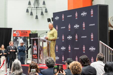 Keanu Reeves. Actor's Handprints and Footprints Cemented on Hollywood Boulevard. Chinese Theater Event, Guests, Celebrities, Halle Berry, Laurence Fishburne.  Hollywood, California, USA, May 14, 2019のeditorial素材