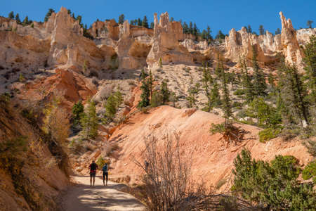 Hiking in Bryce Canyon National Park. Peekaboo Loop Trailの写真素材