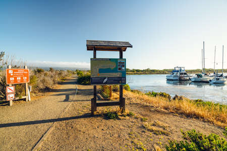 Morro Bay, California, USA - May 27, 2021 Marina Peninsula hiking trail at Morro Bay State Park, Central California Coastのeditorial素材
