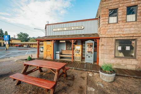 Williams, Arizona, USA - September 27, 2021 Wild West Junction set along Historic Route 66 is the night time place in Williams to have some good adult fun, a dining and entertainment complex, street viewのeditorial素材