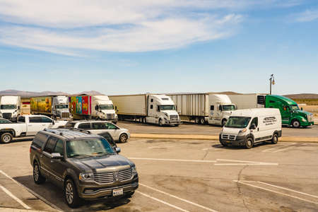 San Bernardino County, California, USA - May 5, 2022.  Rest area for heavy trucks and cars. Valley Wells Rest Area Southbound, rest stop in San Bernardino County, Californiaのeditorial素材