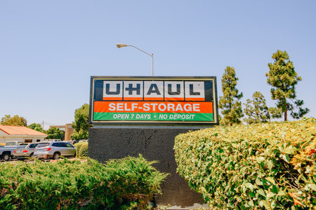 Santa Maria, California, USA-June 29, 2022.  U-Haul self-storage sign in Santa Maria, California. U-Haul company offers moving and storage solutions.のeditorial素材