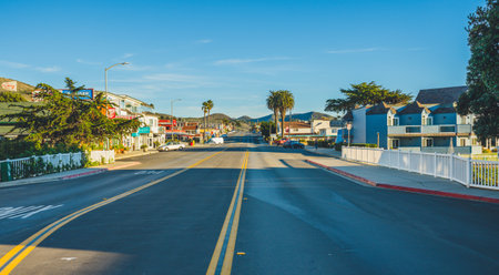 Cayucos, California, USA- December 25, 2022. Cayucos, a charming beach town on California's Central Coast with a variety of shops such as restaurants and antique stores. Architecture, street view.のeditorial素材
