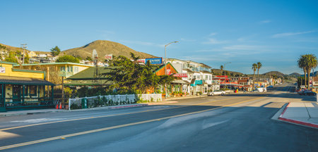 Cayucos, California, USA- December 25, 2022. Cayucos, a charming beach town on California's Central Coast with a variety of shops such as restaurants and antique stores. Architecture, street view.のeditorial素材