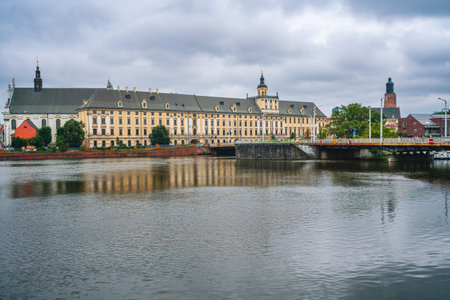 Wroclaw, Poland. Historical center of the old city. Historic landmarks, street view, architecture, city life. Wroclaw, Poland - August 21, 2022のeditorial素材