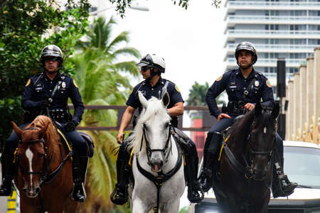 Miami Downtown, FL, USA - JUNE 4, 2020: Police officers on horseback. Mounted Policeのeditorial素材