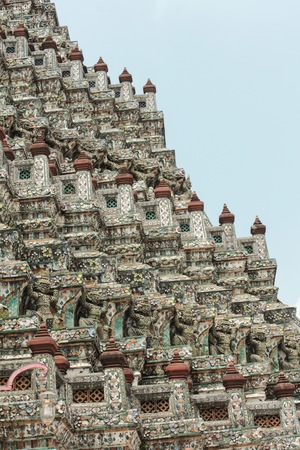 Bangko, Thailand - March 03, 2014: Details of the Wat Arun, temple (Temple of Dawn) in bangkok thailand.のeditorial素材