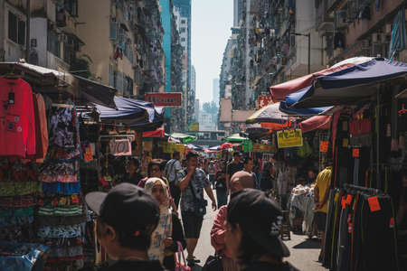 HongKong, China - November, 2019: People walking on street market in HongKong, MongKokのeditorial素材