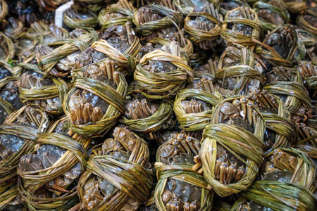 Hairy crabs for sale on seafood market, Hongkongの写真素材