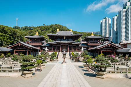 HongKong, China - November, 2019: The Chi Lin Nunnery, a large Buddhist temple in Hong Kongのeditorial素材
