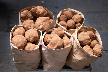 truffle, bags of truffles on food marketの写真素材