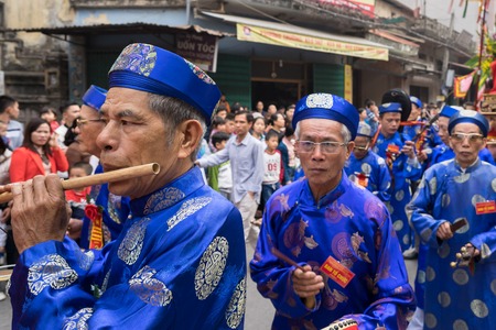 Bac Ninh, Vietnam - Jan 31, 2017: Dong Ky traditional spring festival, a special ritual of the Dong Ky festival used to be the setting-off of huge firecrackers and long strings of small firecrackersのeditorial素材