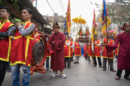 Bac Ninh, Vietnam - Jan 31, 2017: Dong Ky traditional spring festival, a special ritual of the Dong Ky festival used to be the setting-off of huge firecrackers and long strings of small firecrackersのeditorial素材