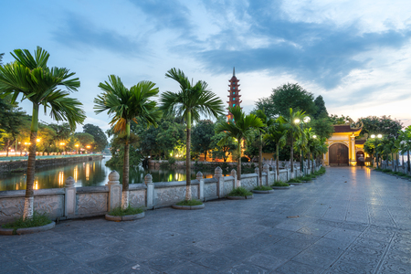 Tran Quoc pagoda during sunset time, the oldest temple in Hanoi, Vietnam. Hanoi cityscape.のeditorial素材