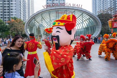 Hanoi, Vietnam - Feb 25, 2019: A show of dragon and lion dance at Vincom Megamall Times City . This is a form of traditional dance and performance in Vietnamese cultureのeditorial素材