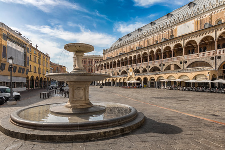 Fountain on the Piazza delle Erbe in Padova, Italy, on a summer dayのeditorial素材