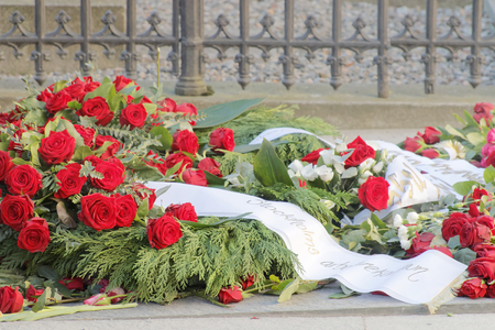STOCKHOLM, SWEDEN - FEB 28, 2016: Lots of roses on the grave of the murdered prime minister Olof Palme on the memorial day 30 years after the murder. February 28, 2016, Stockholm, Swedenのeditorial素材