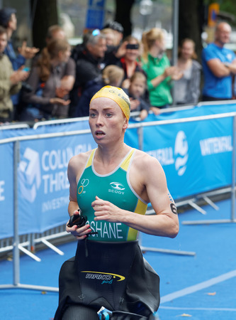 STOCKHOLM - JUL 02, 2016: Triathlete Charlotte McShane running in the transition zone in the Women's ITU World Triathlon series event July 02, 2016 in Stockholm, Swedenのeditorial素材