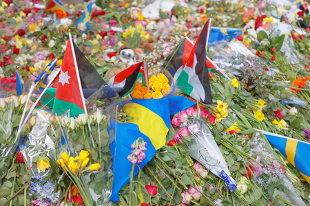 STOCKHOLM, SWEDEN - APR 17, 2017: Flowers from people paying respect to the victims in the terror attack in Stockholm April 07, 2017. April 17, 2017 in Stockholm, Swedenのeditorial素材