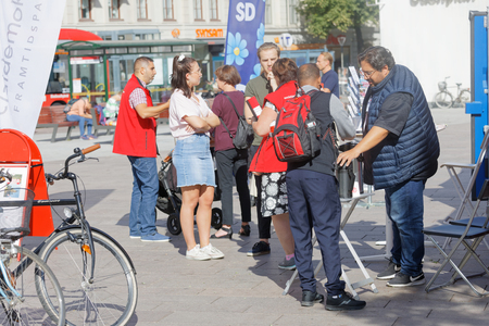STOCKHOLM, SWEDEN - AUG 26, 2018: Political partys at their polling huts trying to get votes during the election campaign, August 26, 2018 in central Stockholm, Swedenのeditorial素材