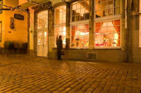 historic street in cologne. Starting in november the streets are full with people visiting one or more of the 7 separate christmas markets in the city center. のeditorial素材