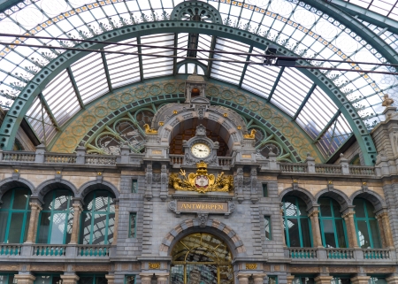 interior of the famous Antwerp main railway station  In 2009 the American magazine Newsweek judged Antwerpen-Centraal the worldのeditorial素材